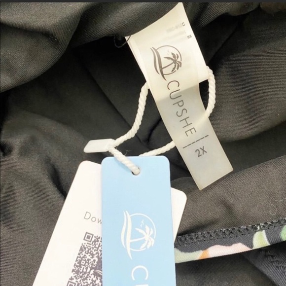 CUPSHE Floral Print Happy Time One-Piece Swimsuit - Picture 4 of 4